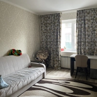 Сдам двушку с поквартиркой. ценрт